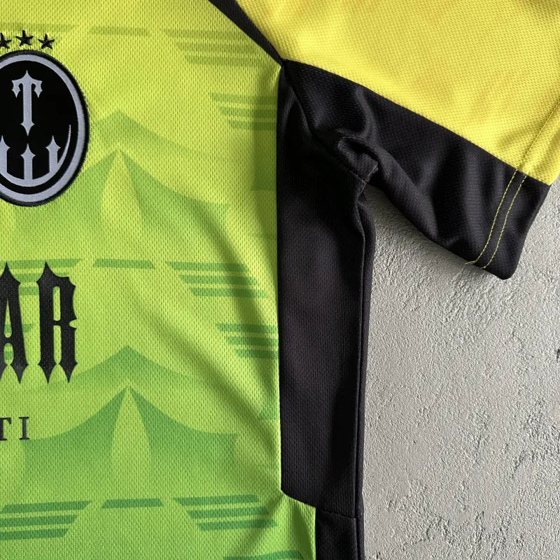FOOTBALL T-SHIRT