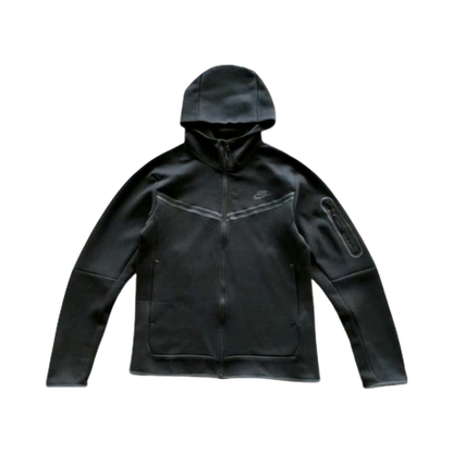 TECH FLEECE