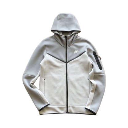 TECH FLEECE