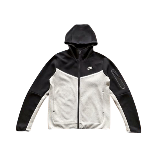 TECH FLEECE