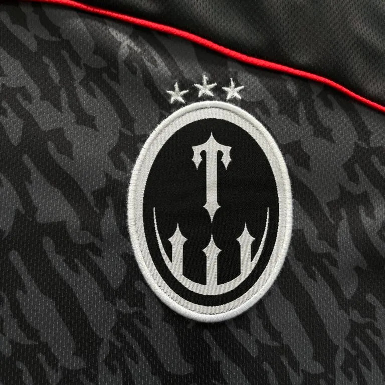 FOOTBALL T-SHIRT